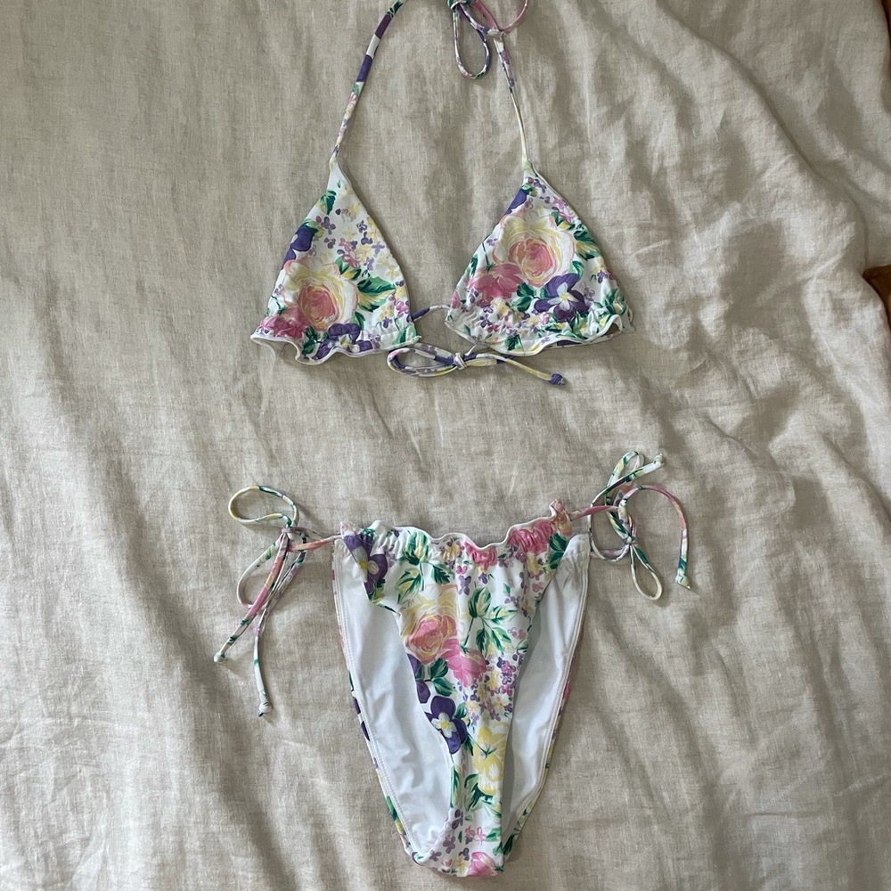 LA hearts by PacSun floral triangle bikini